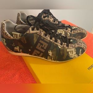 Fendi Sneakers vintage authentic